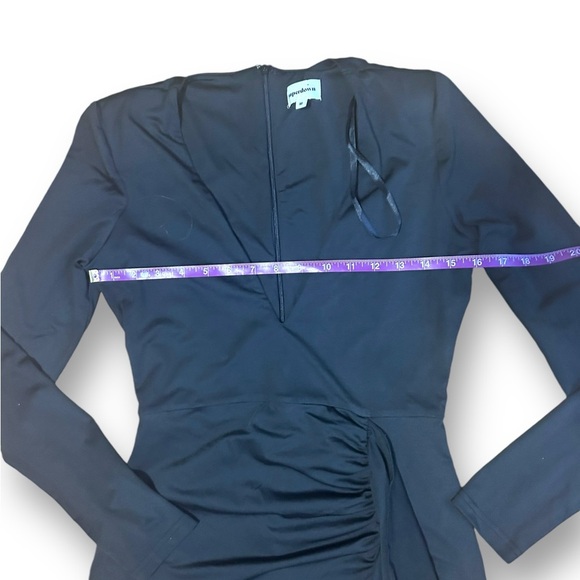 Revolve Superdown ruched black womens dress size medium bodycon V-neck - Picture 4 of 10